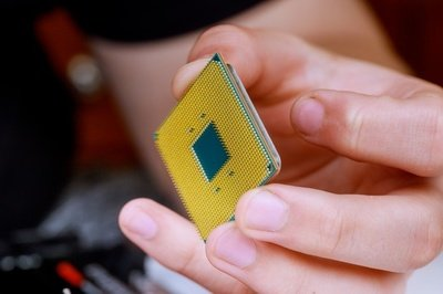 僅一年，國內(nèi)5700多家芯片企業(yè)消失！